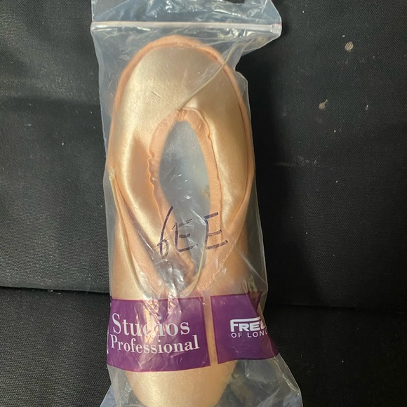 Freed 6ee - Picture 4 of 5